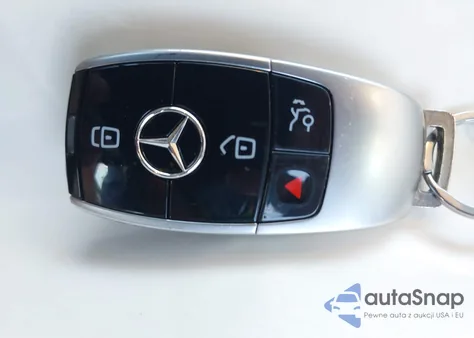 2022 Mercedes-Benz E 450 from USA, damaged, VIN W1K1J5JB0NF174949